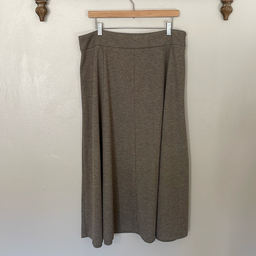 EUC Coldwater Creek Skirt. Size 16